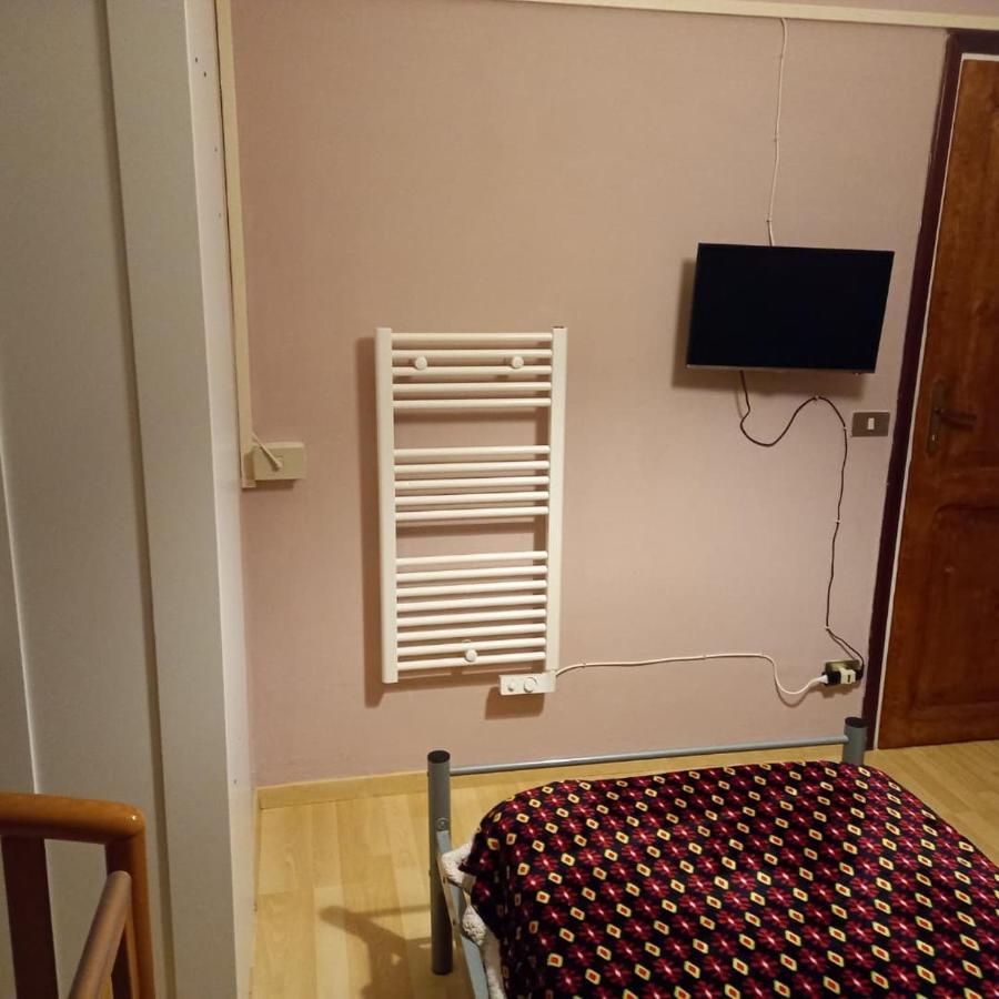 Residence La Bolognina リッツァーノ・イン・ベルヴェデーレ エクステリア 写真